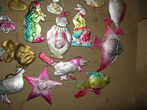ел. игрушки,картон