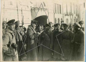 Москва.1918 год. Бойцы продотряда перед выступлением. 3 фото