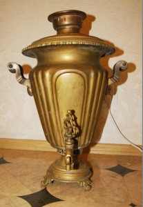 самовар угольный латунь (рюмка граненая)