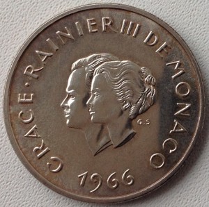 10 F Острова Монако 1966 г,в отличном состоянии!!!