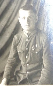 Фото с довоенными парашютными знаками.