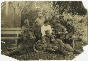 Железнодорожники с Нашивками. Ранние Советы.