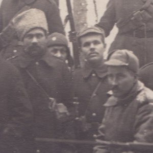 Солдаты эстонской части на позиции. 1918-1919 гг.