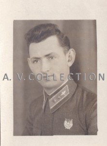 Лейтенант ВВС,кавалер БКЗ Георгий Петрович Томарев.