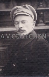 4 портретных фото военкома КВО Михаила Сергеевича БОГДАНОВА.