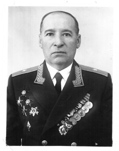6 фото военных с 4-мя орденами КЗ