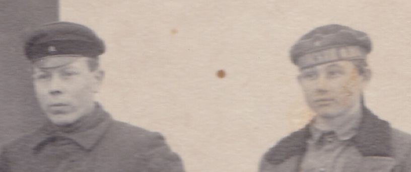 Студенты Коммунистического Университета им.тов....(замарано)