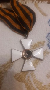 Золотой Георгиевский крест в эмали