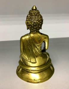 Старинная бронзовая фигурка Будды. Очень красивая работа.