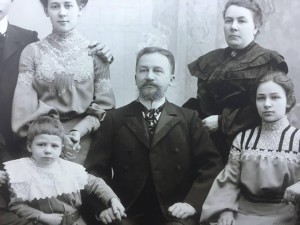 Портсигар Золотой Бриллианты Сапфир из кабинета ЕИВ