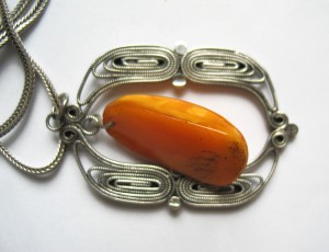 Кулон подвеска с янтарем, серебро, финифть, 2 шт