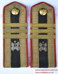 Погоны курсанта училища автомобилистов, сержант, 1943 год