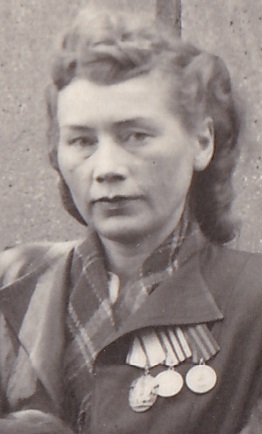 Фото на память. Ветераны Войны и Труда. Конец 40-х годов.