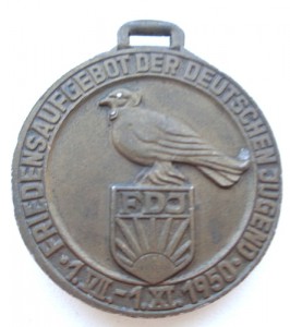 Медаль ГДР со Сталиным.