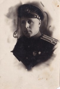 Капитан 2-го ранга (подполковник?) ВМС. Апрель 1943 г.