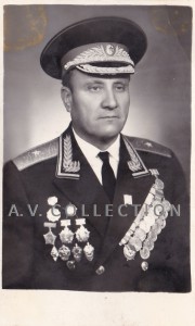 Генерал-майор. Знаки,награды. 1975-76 гг.