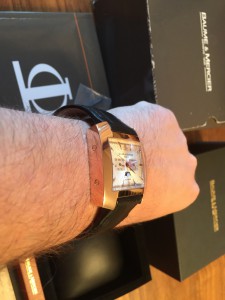 Золотые BAUME & MERCIER HAMPTON SPIRIT XL CALENDAR MOON PHAS