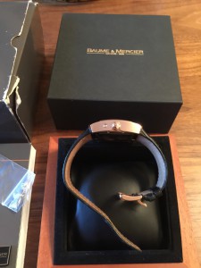 Золотые BAUME & MERCIER HAMPTON SPIRIT XL CALENDAR MOON PHAS