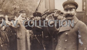 Маршал С.М.Будённый в городе Нальчик. 1936 год. 3 фото.