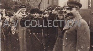 Маршал С.М.Будённый в городе Нальчик. 1936 год. 3 фото.