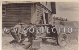 7 редких фото из боевой жизни партизанского артрасчёта.