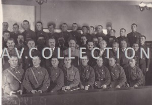 И.В.Сталин и др. в группе награждённых командиров РККА.