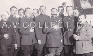 Будённый с командирами Военной Школы ВЦИК. Москва,1923 г.