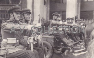 Парадные расчёты артиллерии на конной тяге. Москва.