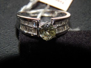 кольцо женское с брил. 1,16 карат