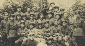 НКВДшники. Нашивки, Знамя.