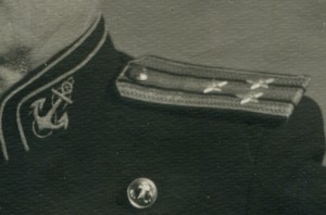 Капитан 1-ого ранга в парадной форме, ордена