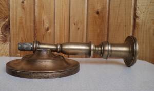 Два подсвечника высотой 20.1 см. и 6.4 см.