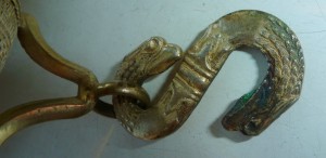 Шарф,эполеты и ремень оружейный-на одного.