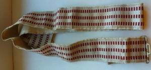 Шарф,эполеты и ремень оружейный-на одного.