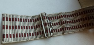 Шарф,эполеты и ремень оружейный-на одного.