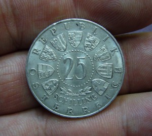 3 монетки серебро - шилинг марка фунт