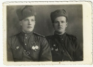 Советские Офицеры с Польскими Наградами,4 фото.