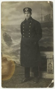 Морские Офицеры, 2 фото. Кокарды. Ранние Советы.