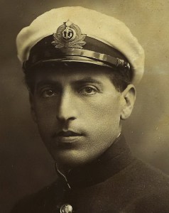 Морские Офицеры, 2 фото. Кокарды. Ранние Советы.