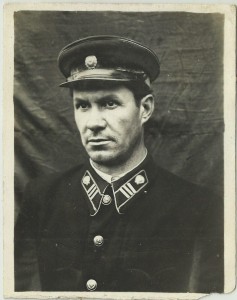 Работник МинФина. Кокарда,Петлицы,Форма. Фото Супер!!!!!!!!!