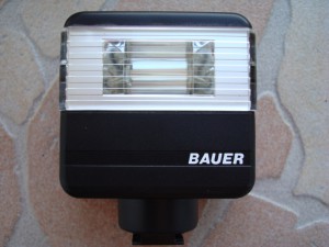 Фотовспышки.