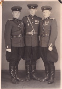 Служили три товарища. + пара мелких фото.