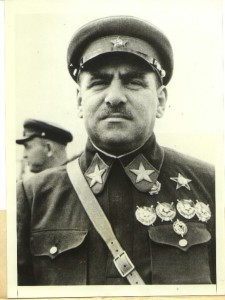 В.К.БЛЮХЕР среди бойцов и командиров 9-й Крымской кавдивизии