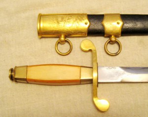 Бескнопочник