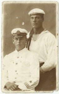 Морской Офицер с Матросом. Кокарда, Нашивка.