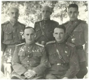 Леселидзе К.Н. с Офицерами.Трудовое Красное Знамя ССР Грузии