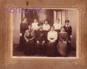 Помогите определить ведомство по  медалям и знакам