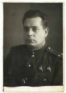 От Сержанта с Редким Знаком до Генерала Артиллерии,Архив.