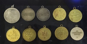 *Медали разные...