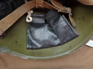 Каска военного  крашеный верх